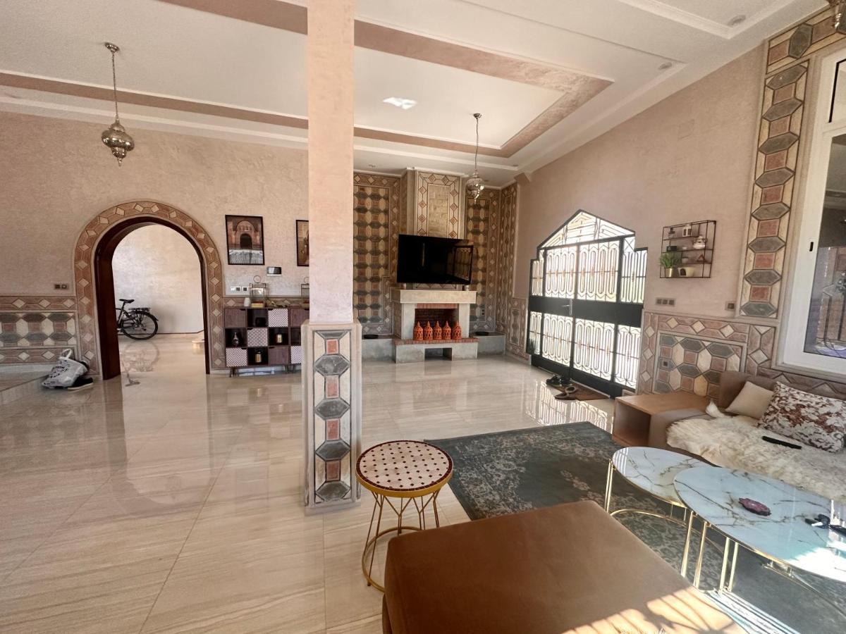 Villa Koebi Monte Arrouit Bagian luar foto