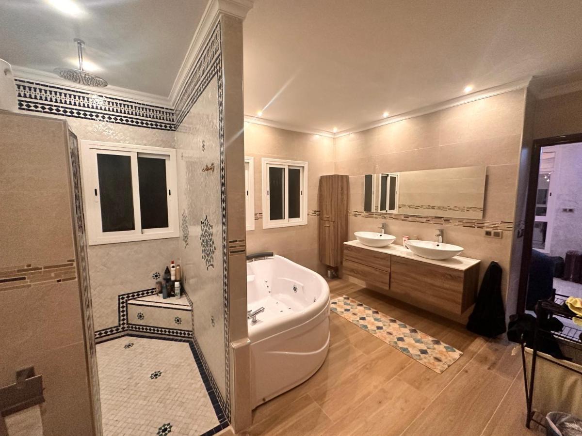 Villa Koebi Monte Arrouit Bagian luar foto
